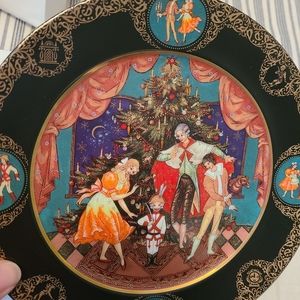 "The Bradford Exchange" plate 888B Decorative Porcelain Plate